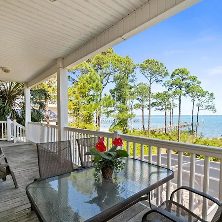 Villa Banana Bay-East End Of Sgi Bayfront, Pool, Dock